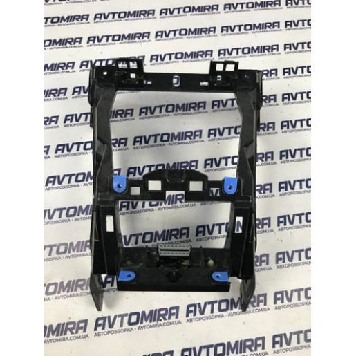 Кронштейн центральної консолі Opel Zafira B 2005-2011 13162590